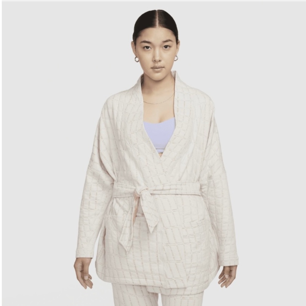 Nike women’s yoga thermal IT Lux cardigan 💕💕
